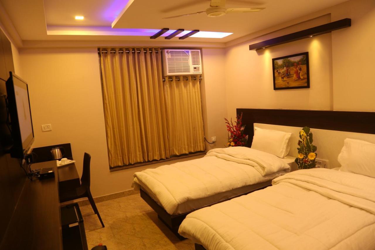 Hotel Marwar Excellency Mahāmandir Esterno foto
